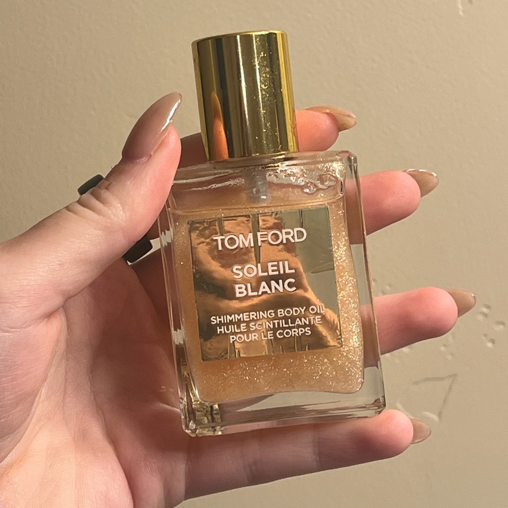 tom ford soleil blanc shimmer body oil